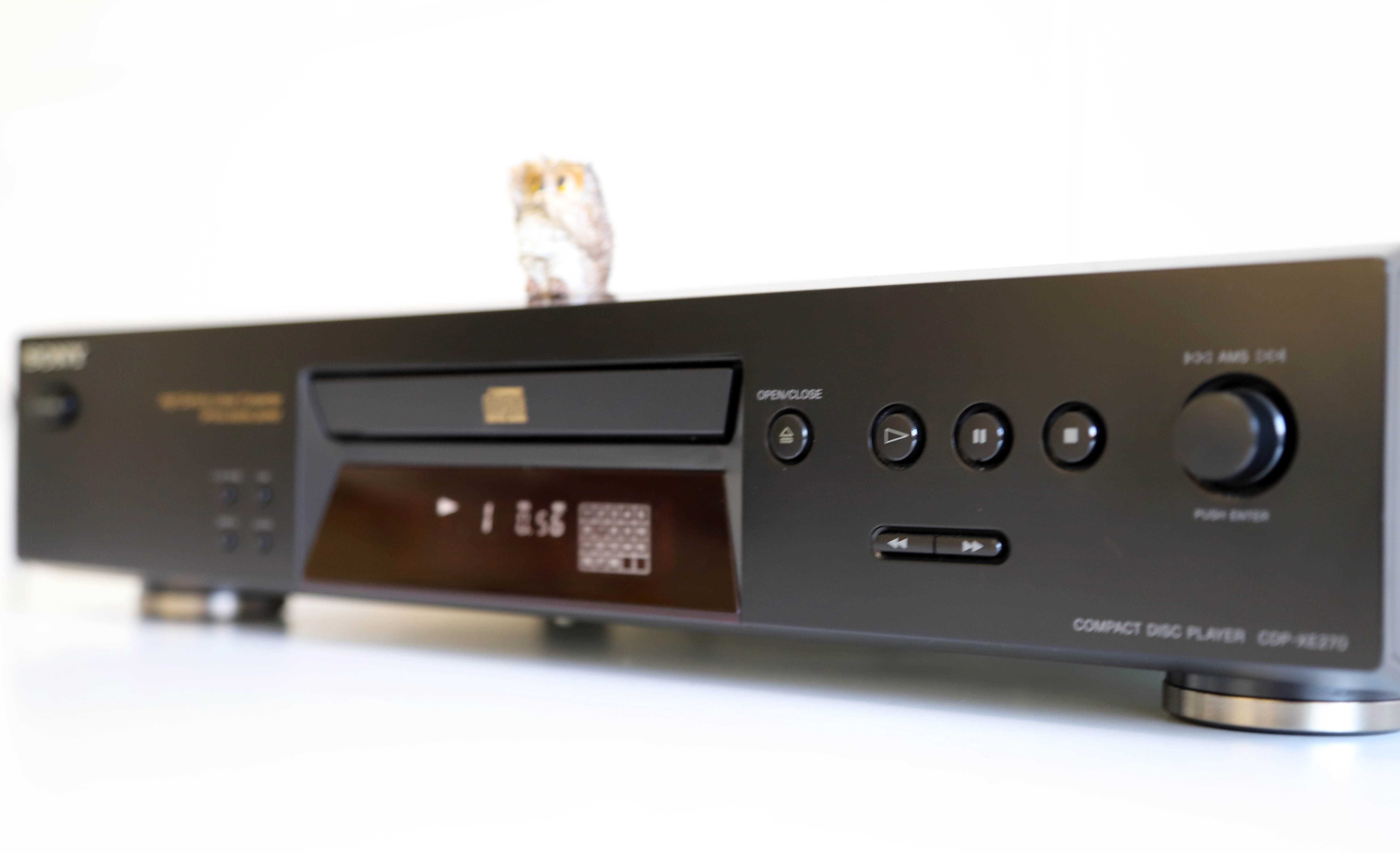 Sony CDP-XE270 Compact Disc Player