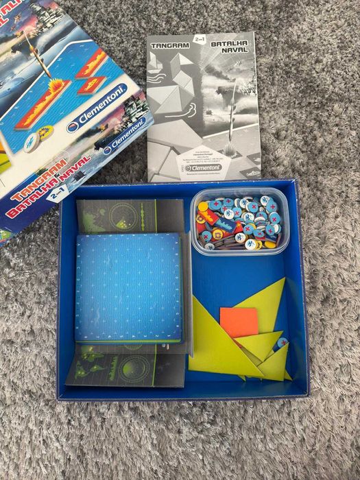 Jogo Clementoni 2 em 1 - Tangram e Batalha Naval