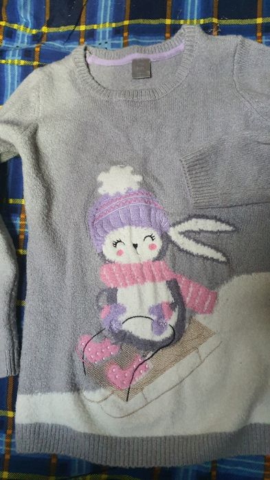 Zimowy  sweterek