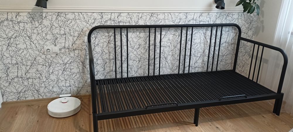 FYRESDAL Ikea łóżko rama leżanka rozkładana