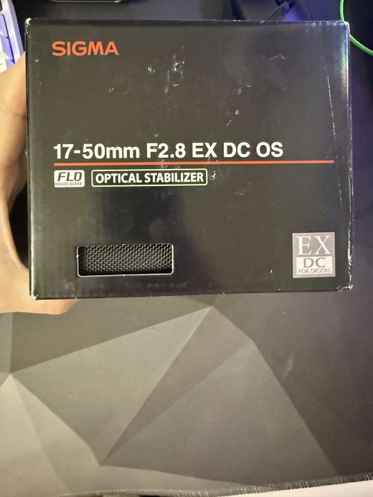 Sigma 17-50mm F2.8 EX DC OS HSM (Canon EF-S)