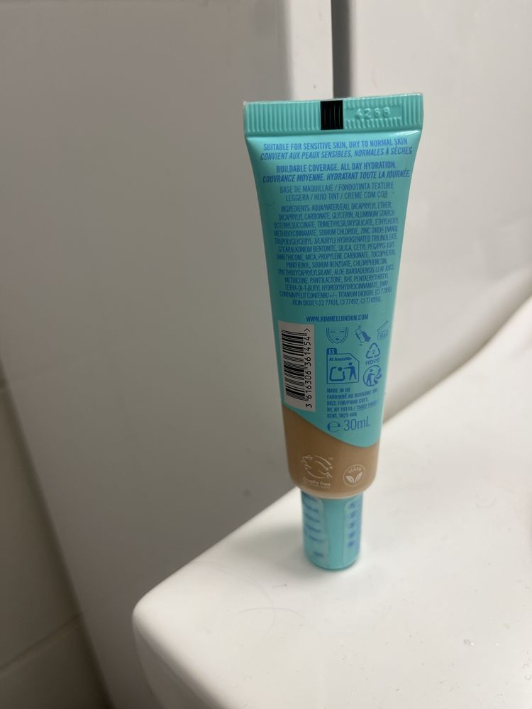 Rimmel Glow It Up nr 082 nowość viral podkład próbka BB skin79 gratis