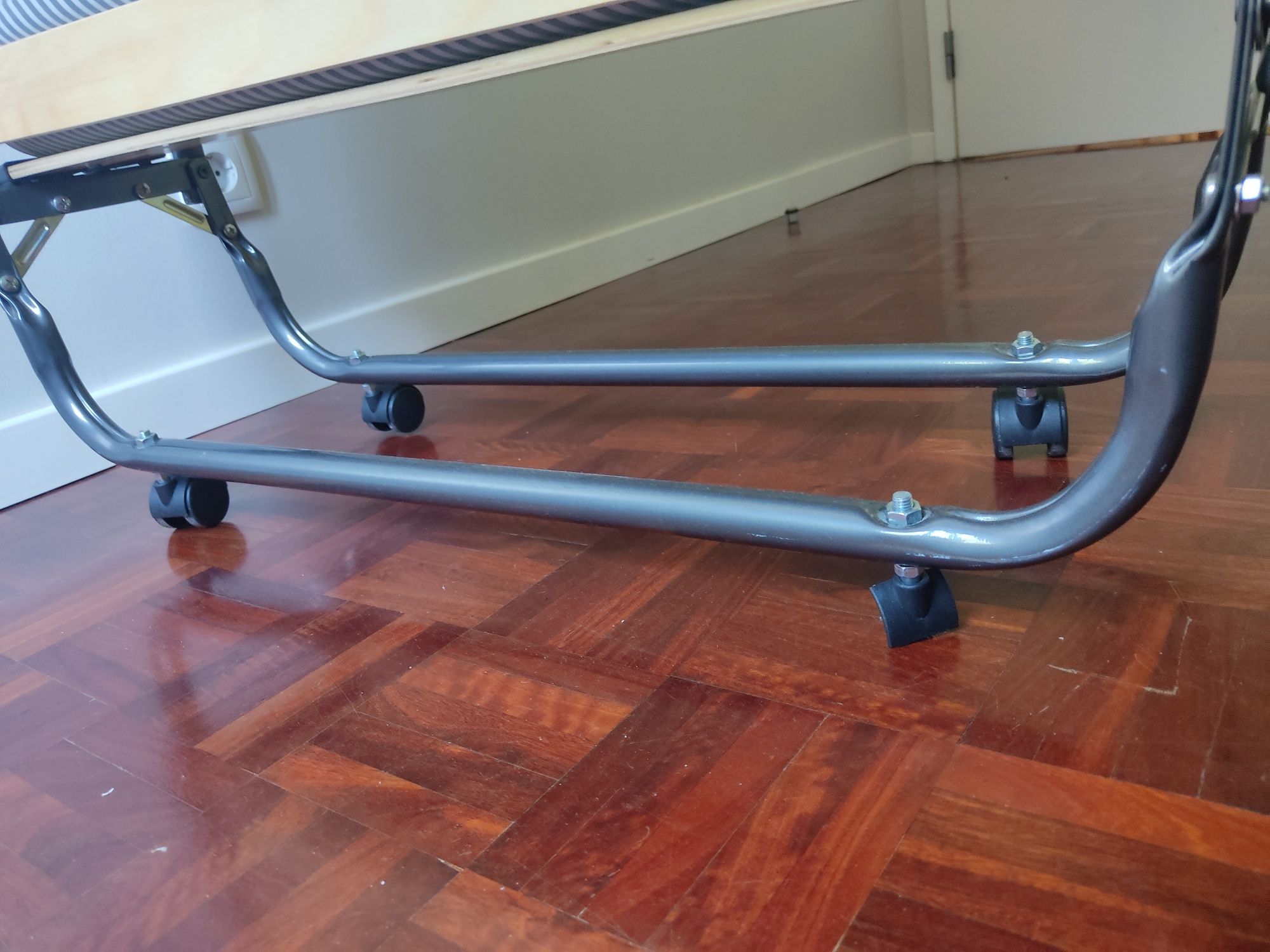 Cama de hóspedes JYSK