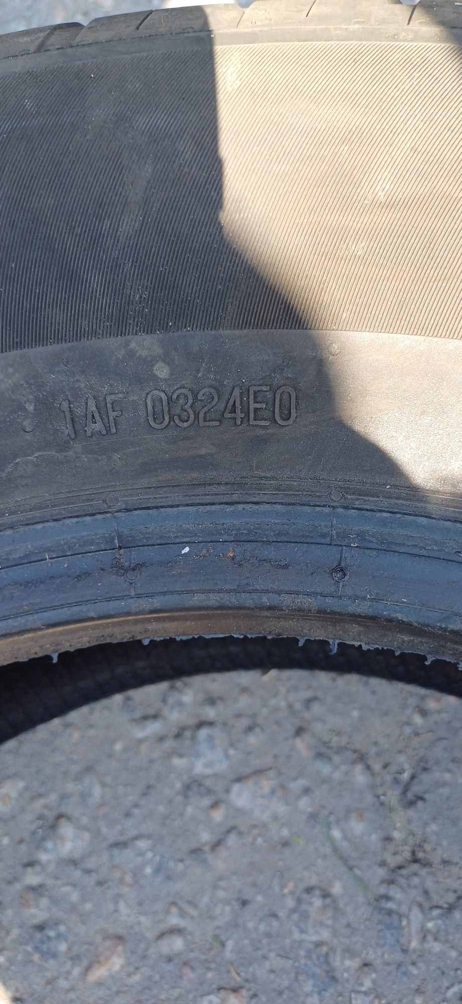 Резина  б/у 215/65 R 16