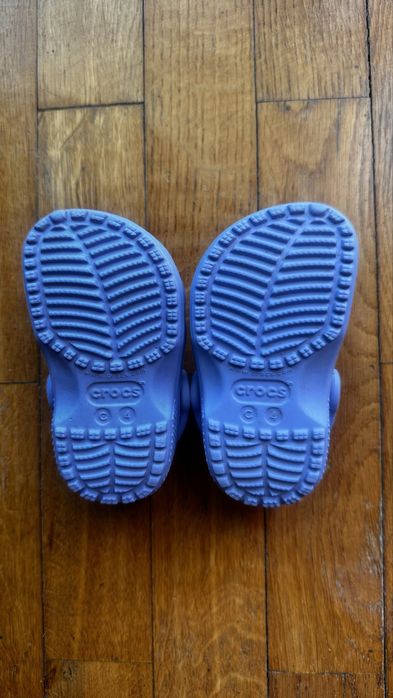 Crocs Criança em estado novo | Azuis/Lilás | Tam 19/20
