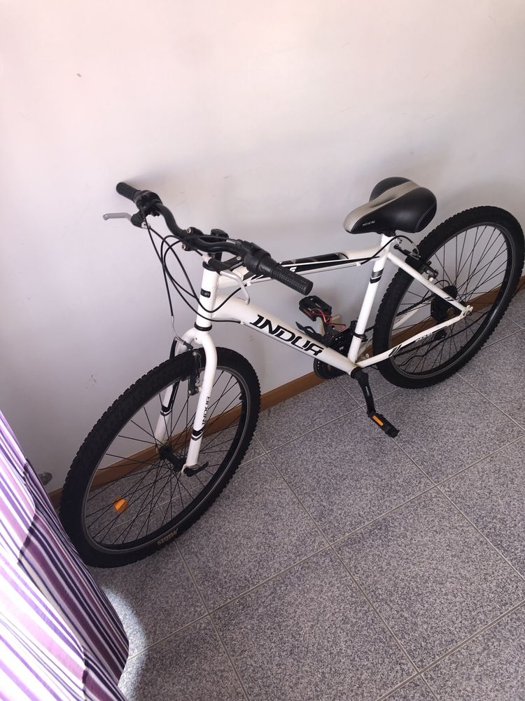 Bicicleta usada, bom estado