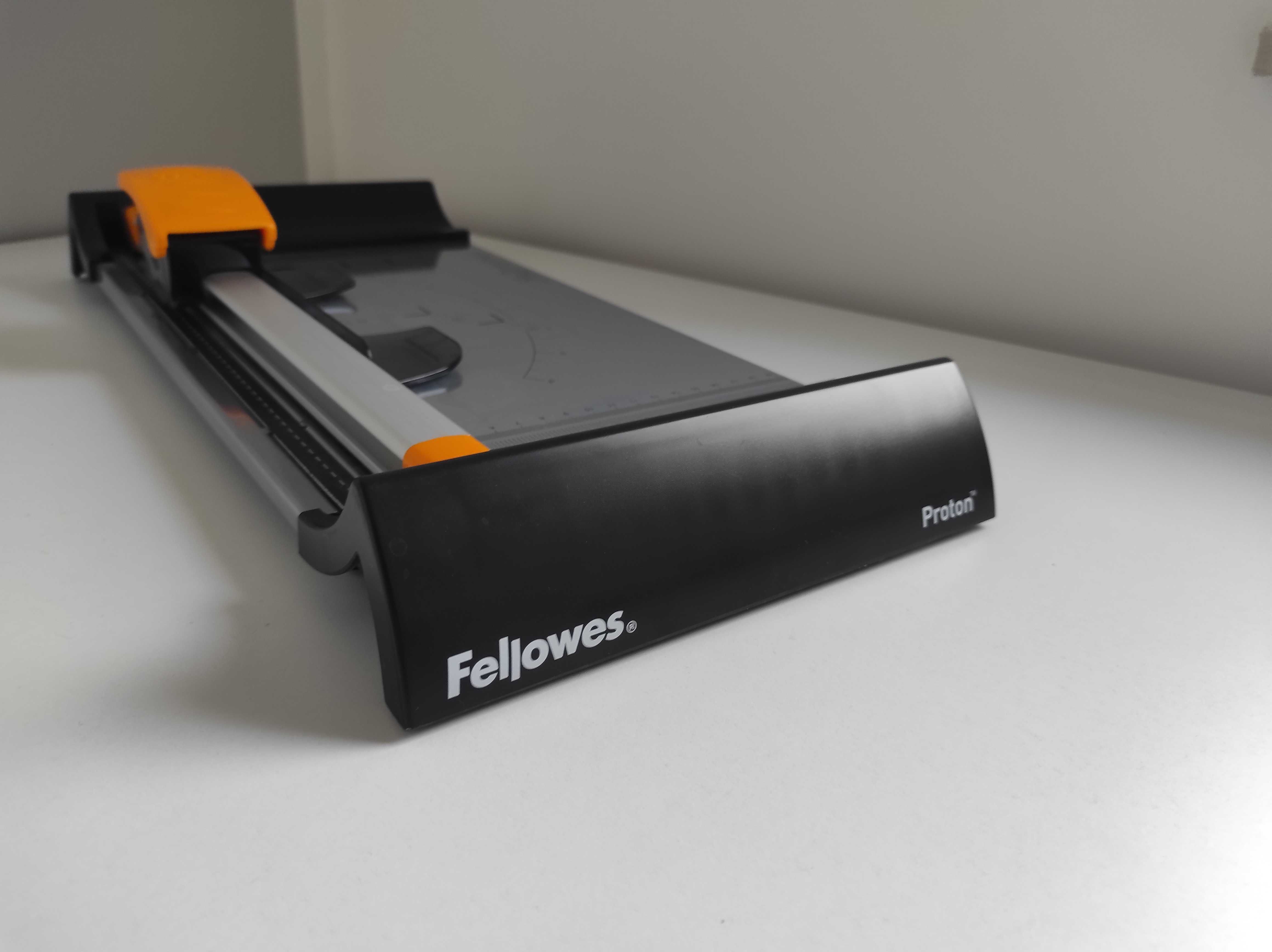 Trymer do papieru Fellowes Proton A4