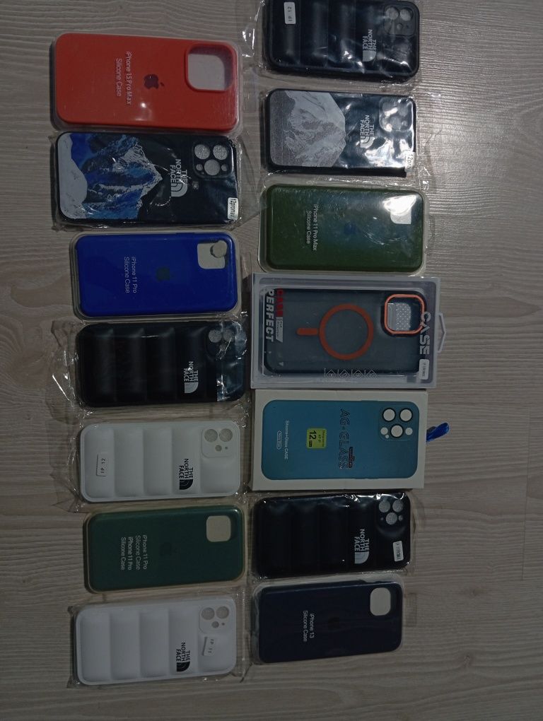 Лот 14шт чохлів на iphone