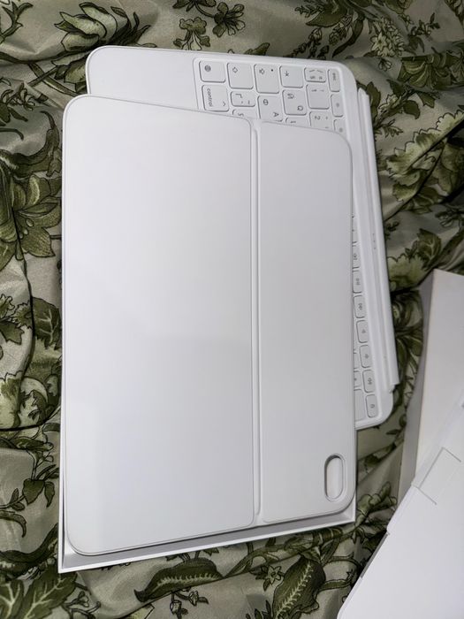 Клавіатура Apple Magic Keyboard Folio for iPad 10th gen. (10,9)
