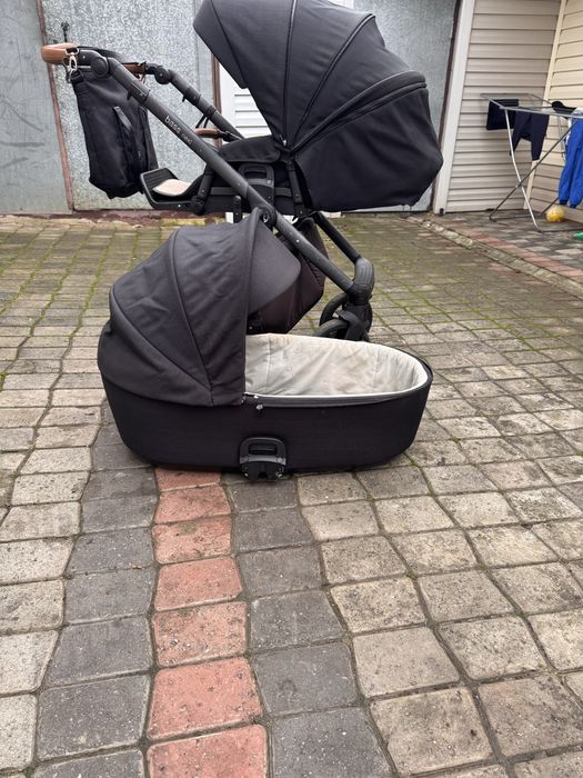 Продам коляску Roan Bass Next 2 в 1