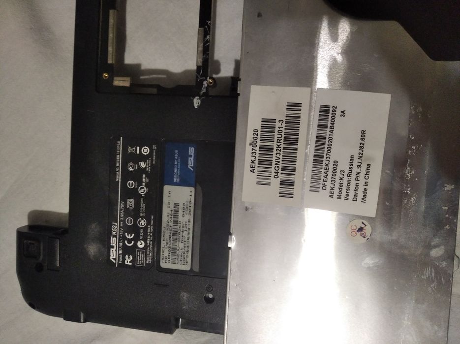 Клавіатура Корпус з динаміками та тачпадом Ноутбук Asus K52J JU JR