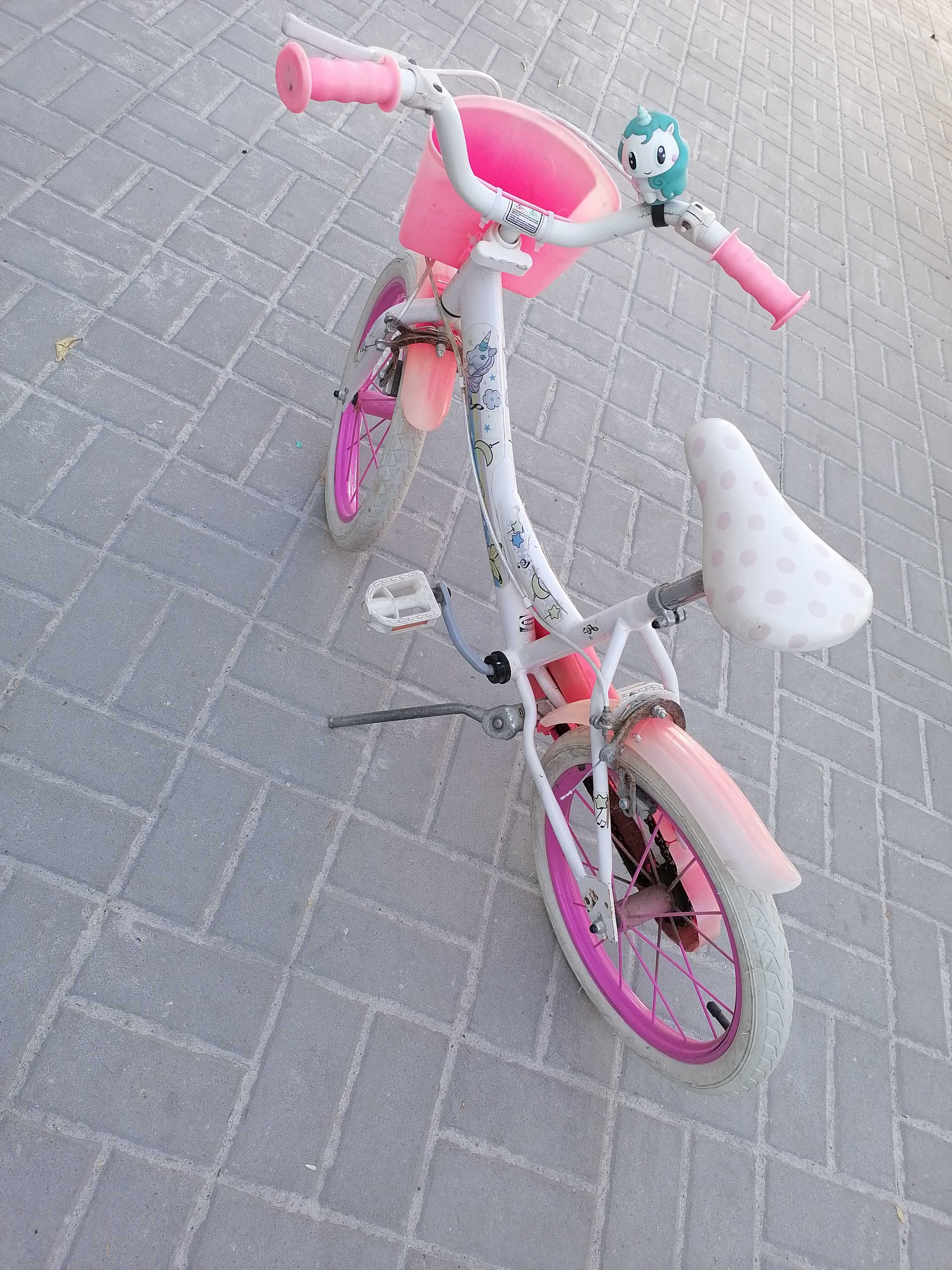 Bicicleta de criança (menina)