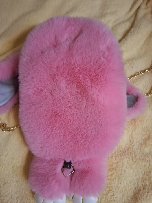 продам детские меховые рюкзачки