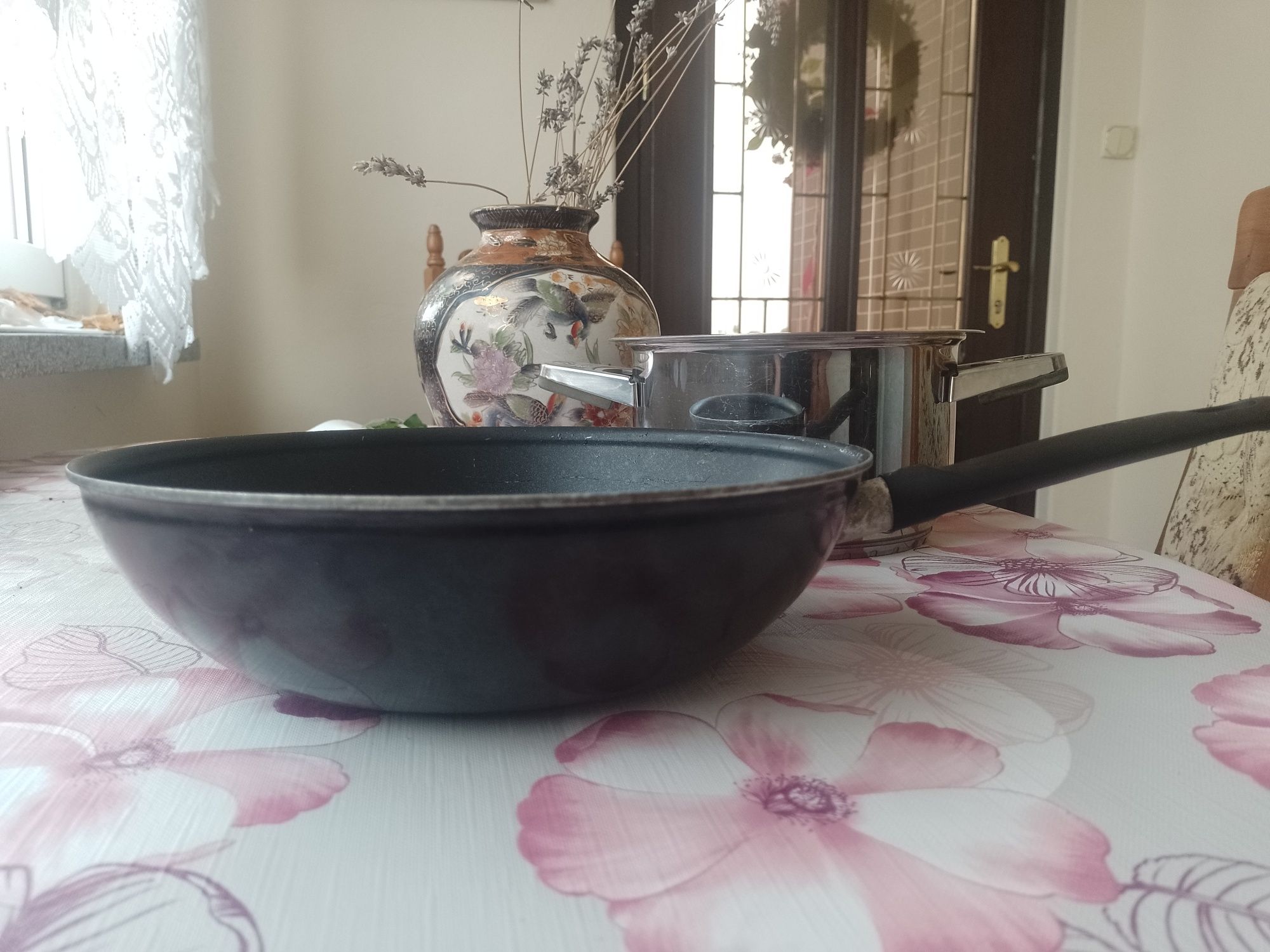 Patelnia Tefal duża i gleboka