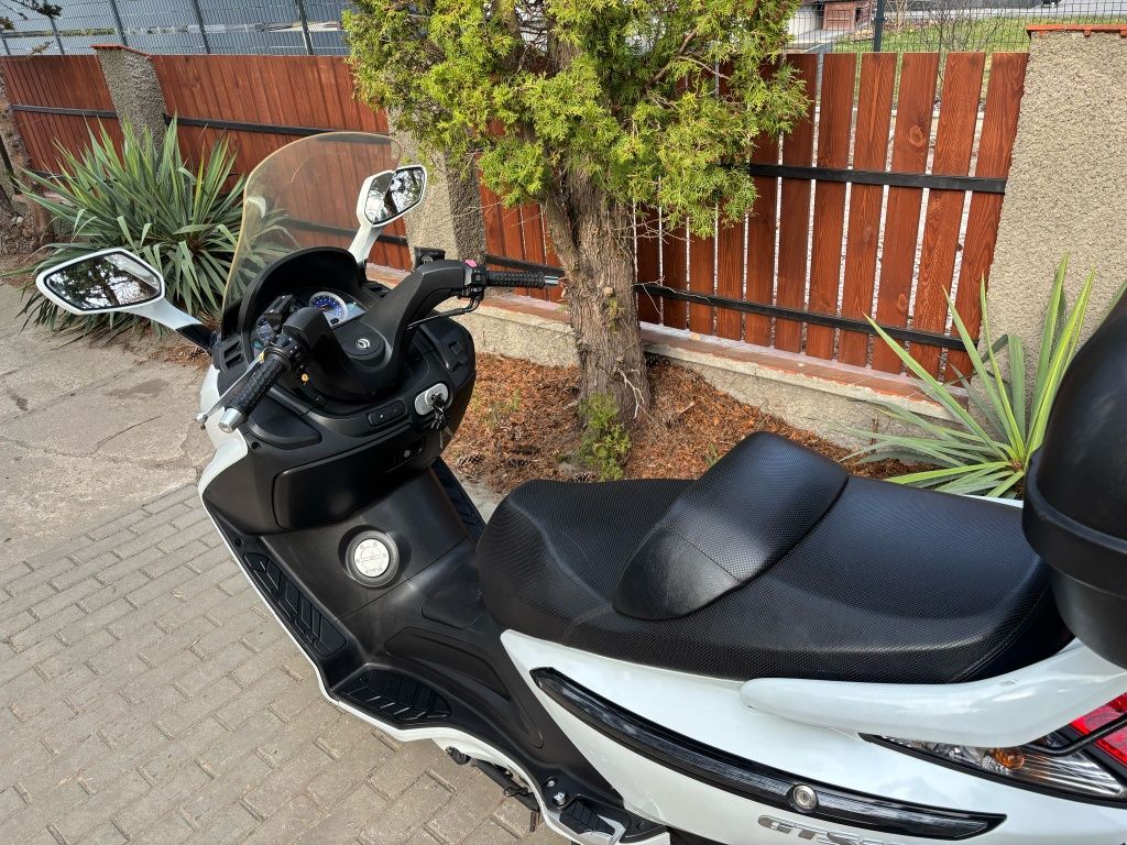 Sym GTS 300/125, kufer, gotowy do jazdy, zarejestrowany 250/125 RATY