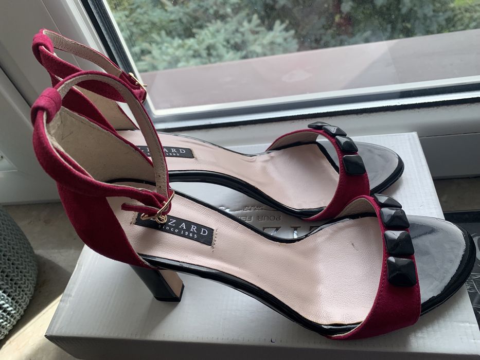 Buty sandały 39 skora naturalna nowe Lizard