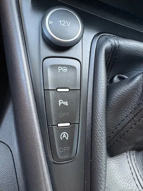 Ford Focus czarne kombi tylko 116tys przebiegu