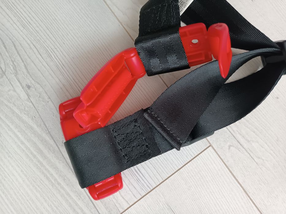 Smart Kid Belt pas samochodowy