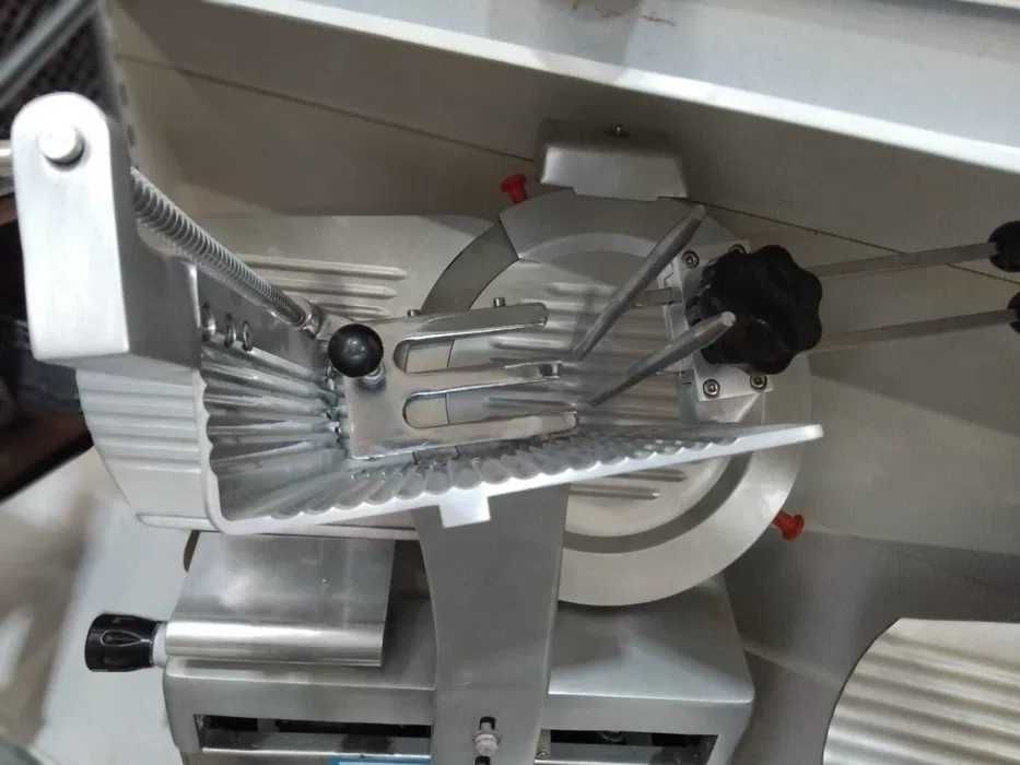 Fiambreira Automática - Nova