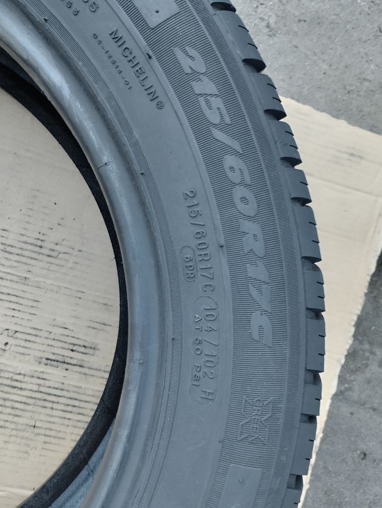 Продам шини 215/60R17C