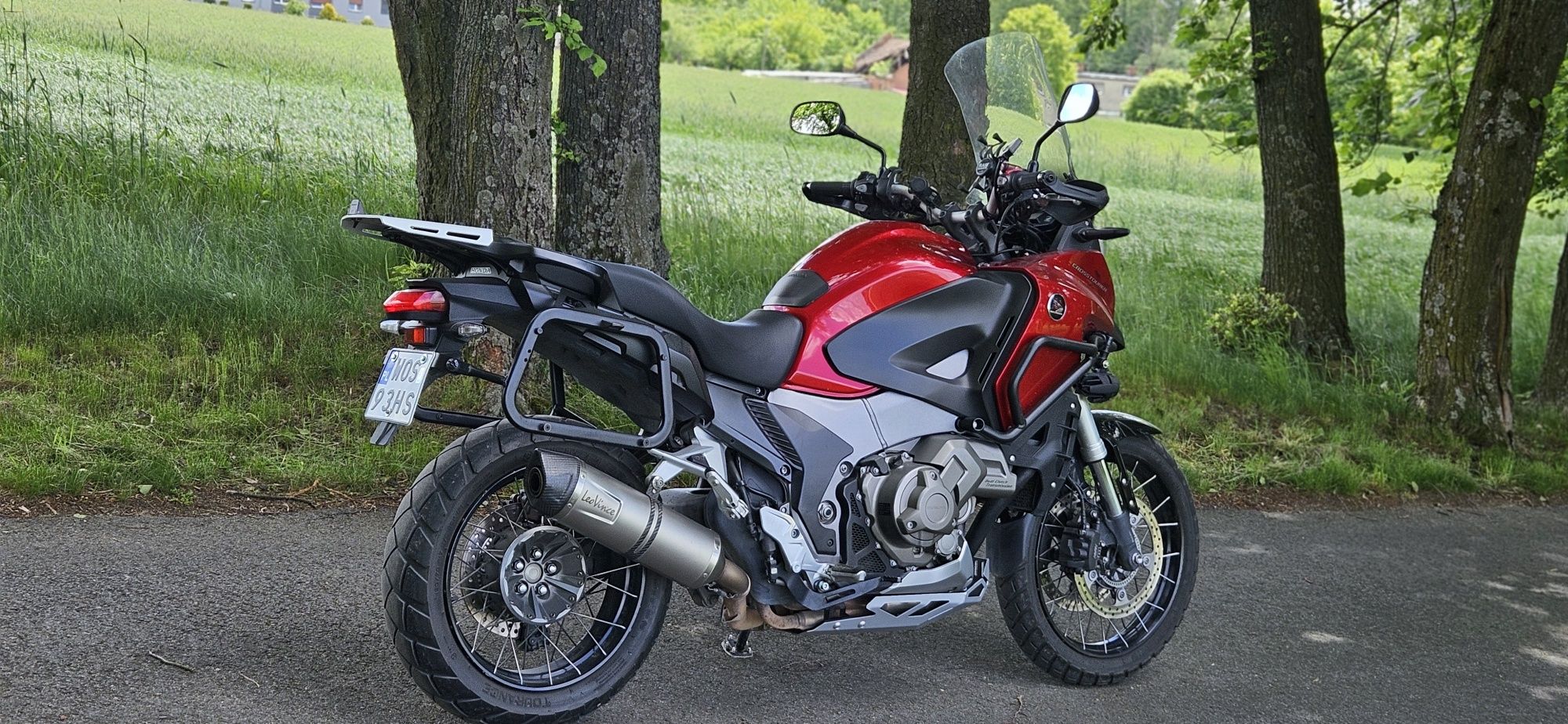 Vfr 1200 crosstourer     tenere africa bmw gs triumph tiger