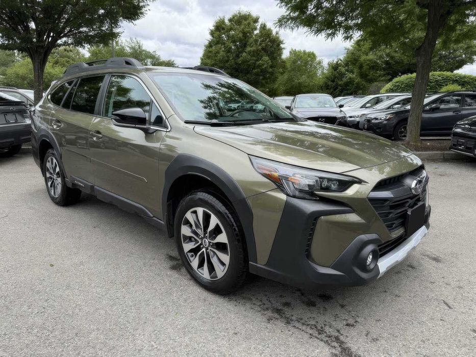 Subaru Outback Limited      2023