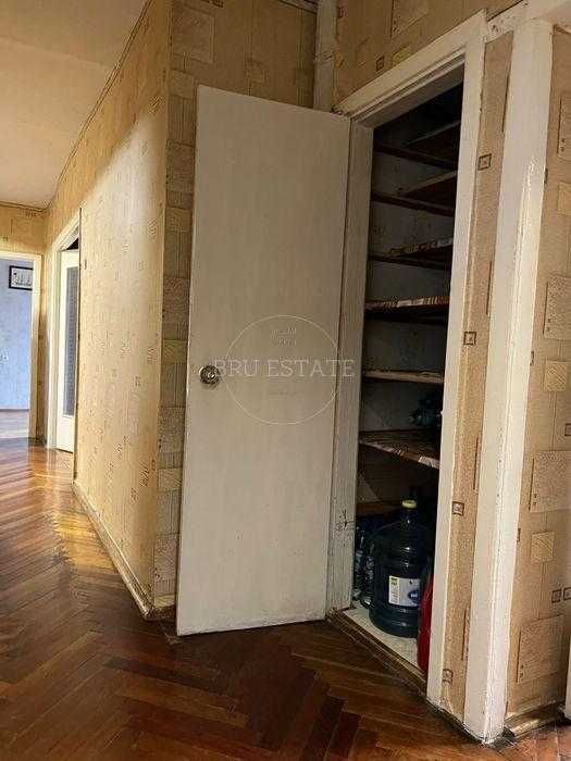 Продам 2 к вул.Жилянська 72  м.Університет