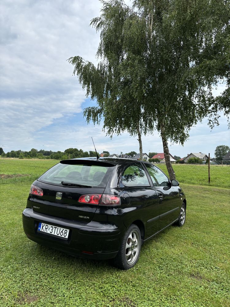 Seat ibiza czarny 2006