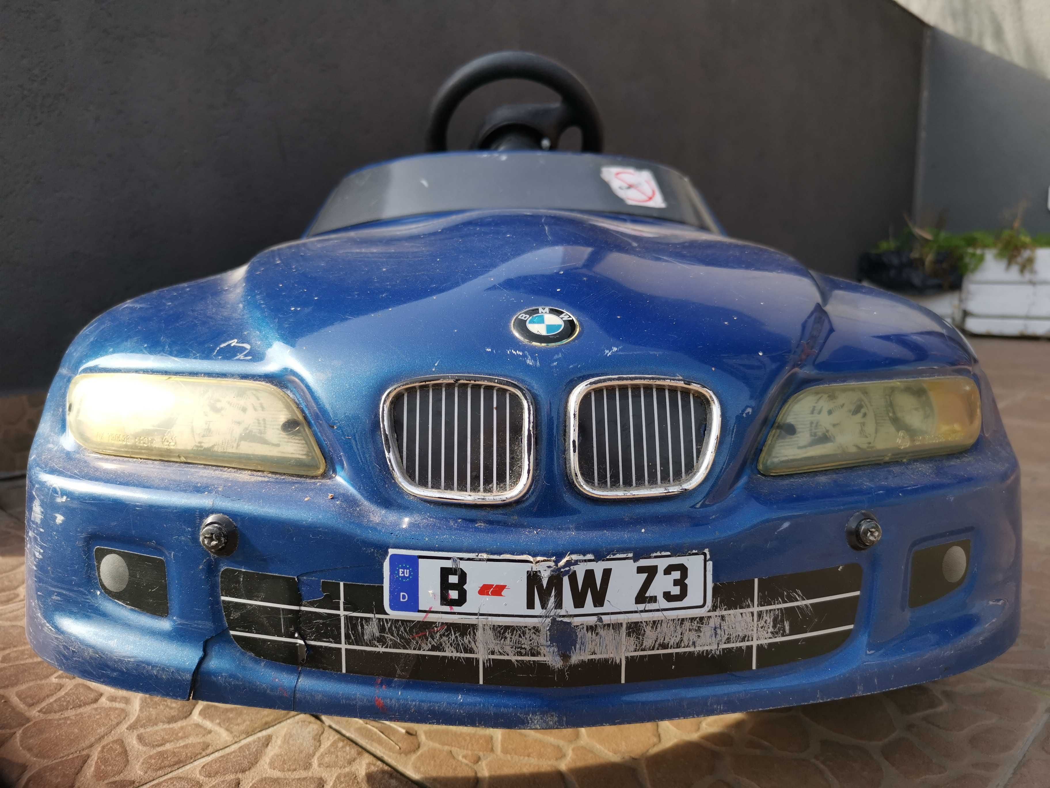 Samochodzik dziecięcy BMW