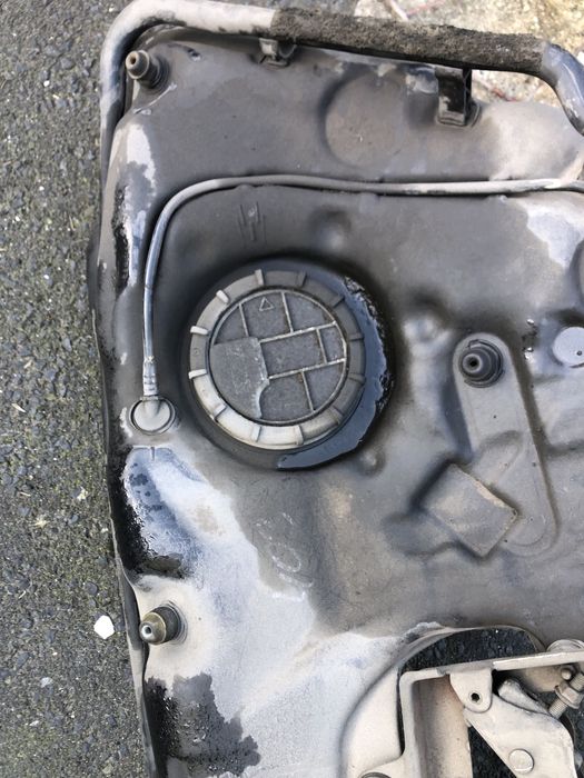 Deposito combustivel Mercedes W201/ W203/ W210