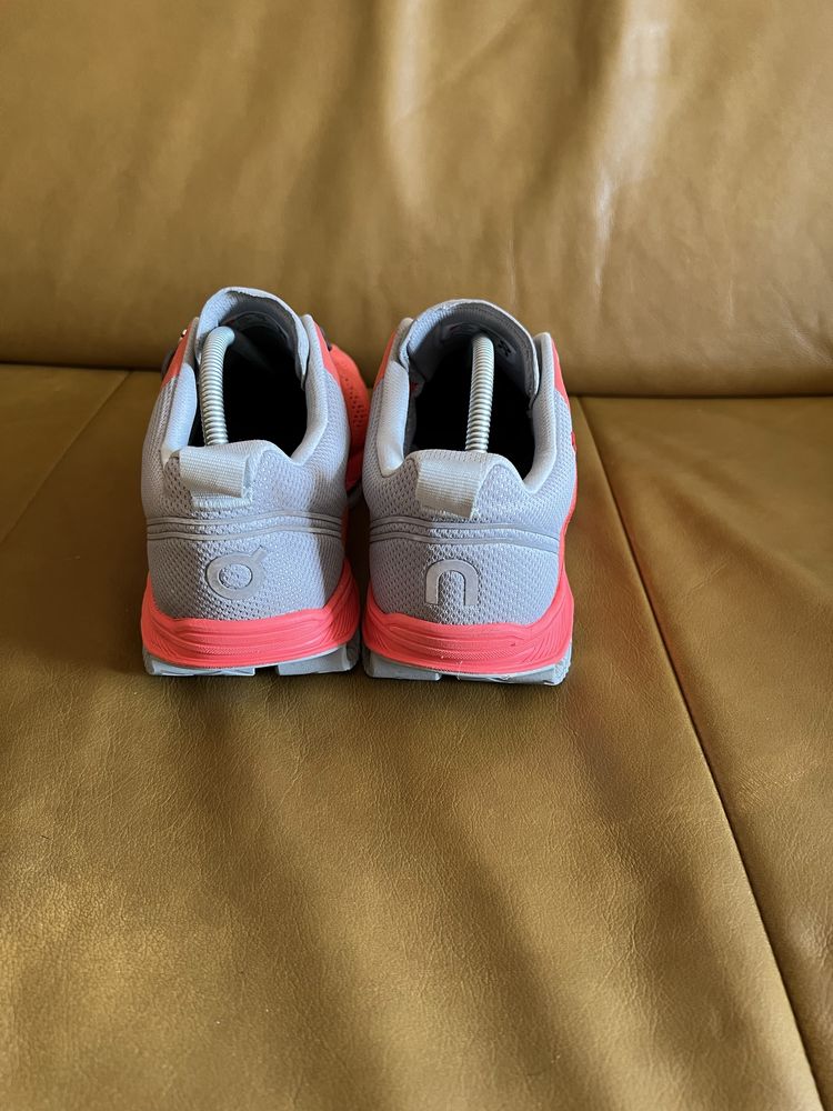 Кросівки On Cloud Running 39p