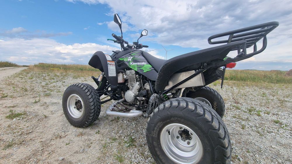 Kawasaki KFX QUAD Kawasaki KFX 400 SWAP ER6 ,mt07, ltz suzuki