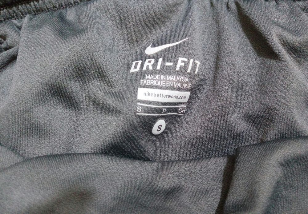 Оригинал легкие спортивные шорты Nike Running Dry - Fit
