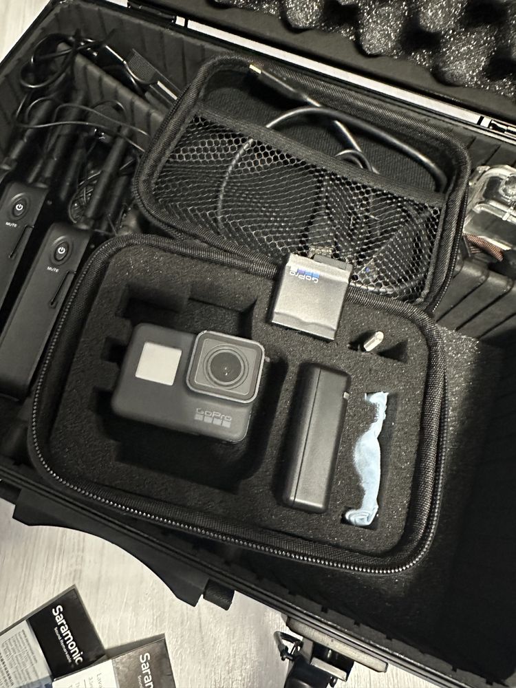 GoPro 8 Black + Saramonic mikrofon mikroport + akcesoria + walizka