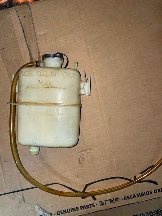 Zbiorniczek płynu seadoo 4tec