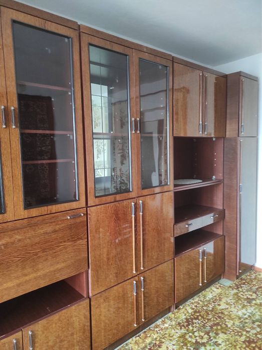 Продам стінку меблеву