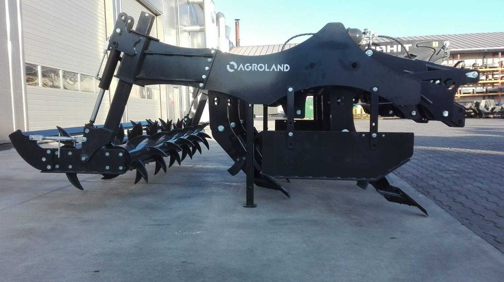 Pług Dłutowy AGROLAND MAHIT Plus