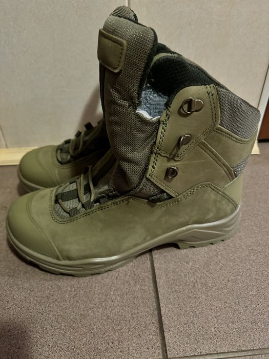 Ботинки берцы  олива