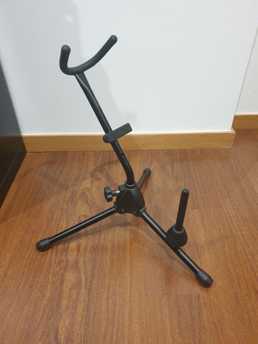 Suporte para Saxofone e Clarinete