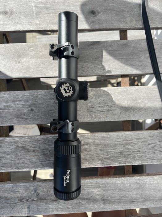 Mira de batida 1-8x24 professor Optiken