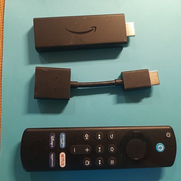 Смарт TV стик-приставка Amazon