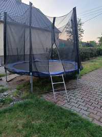 Trampolina ogrodowa 305