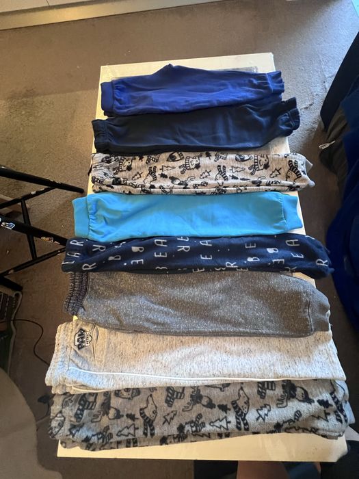 Spodnie dla chłopca 110 8 szt