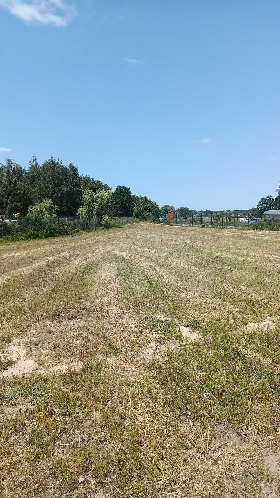 Sprzedam działkę budowlaną Dobiesz