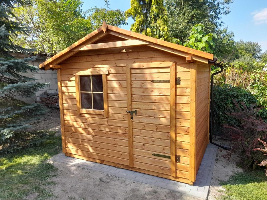 Domek gospodarczy, schowek,  altana z drewna.