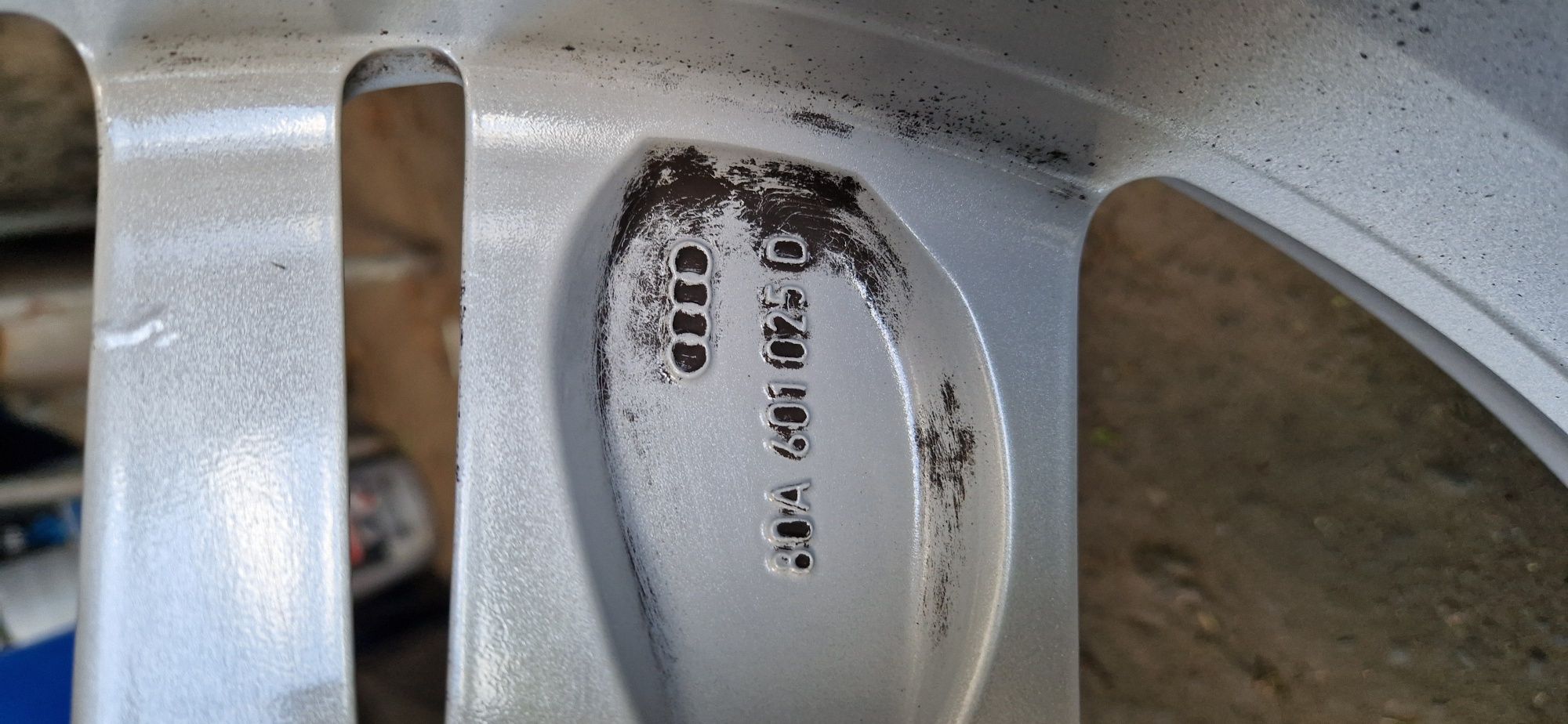 Kola felgi aluminiowe audi q5 8.0jx19h2 et39