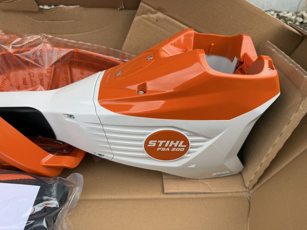 Акамуляторна мотокоса Stihil fsa 120r new!!! Stihl fsa 200new