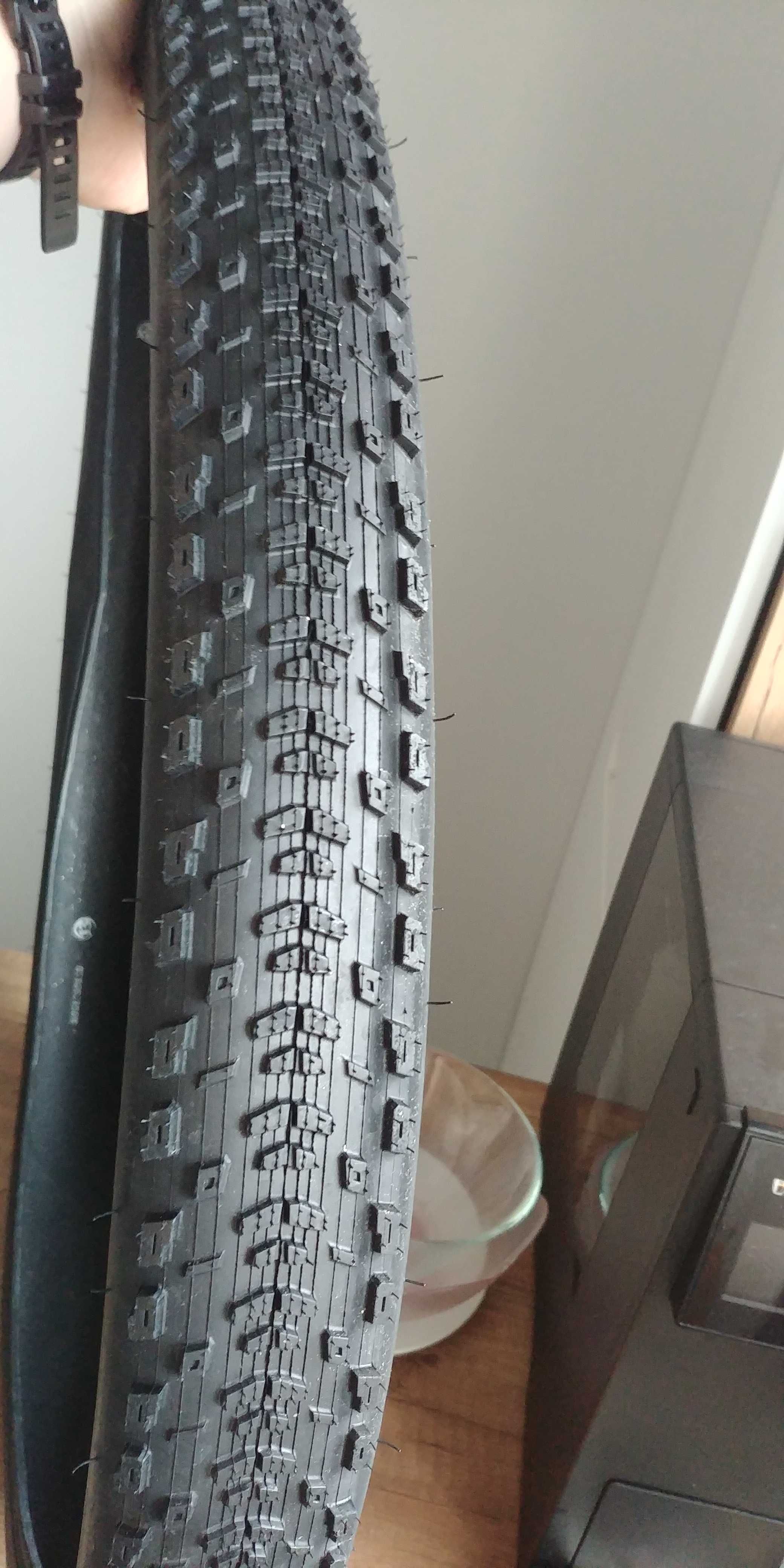 Opona MTB Bontrager Sainte-Anne  XR TLR 29 '