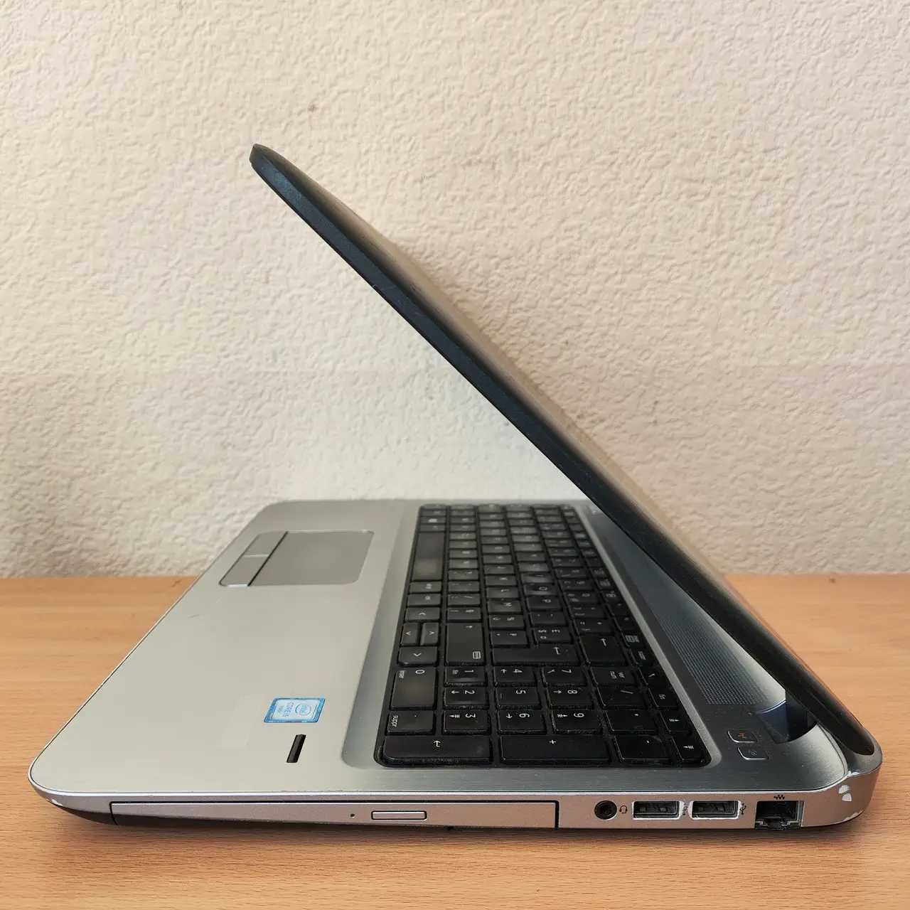 HP ProBook 450 G3 15.6" i5-6200U/4Gb DDR4/120Gb SSD/Intel HD