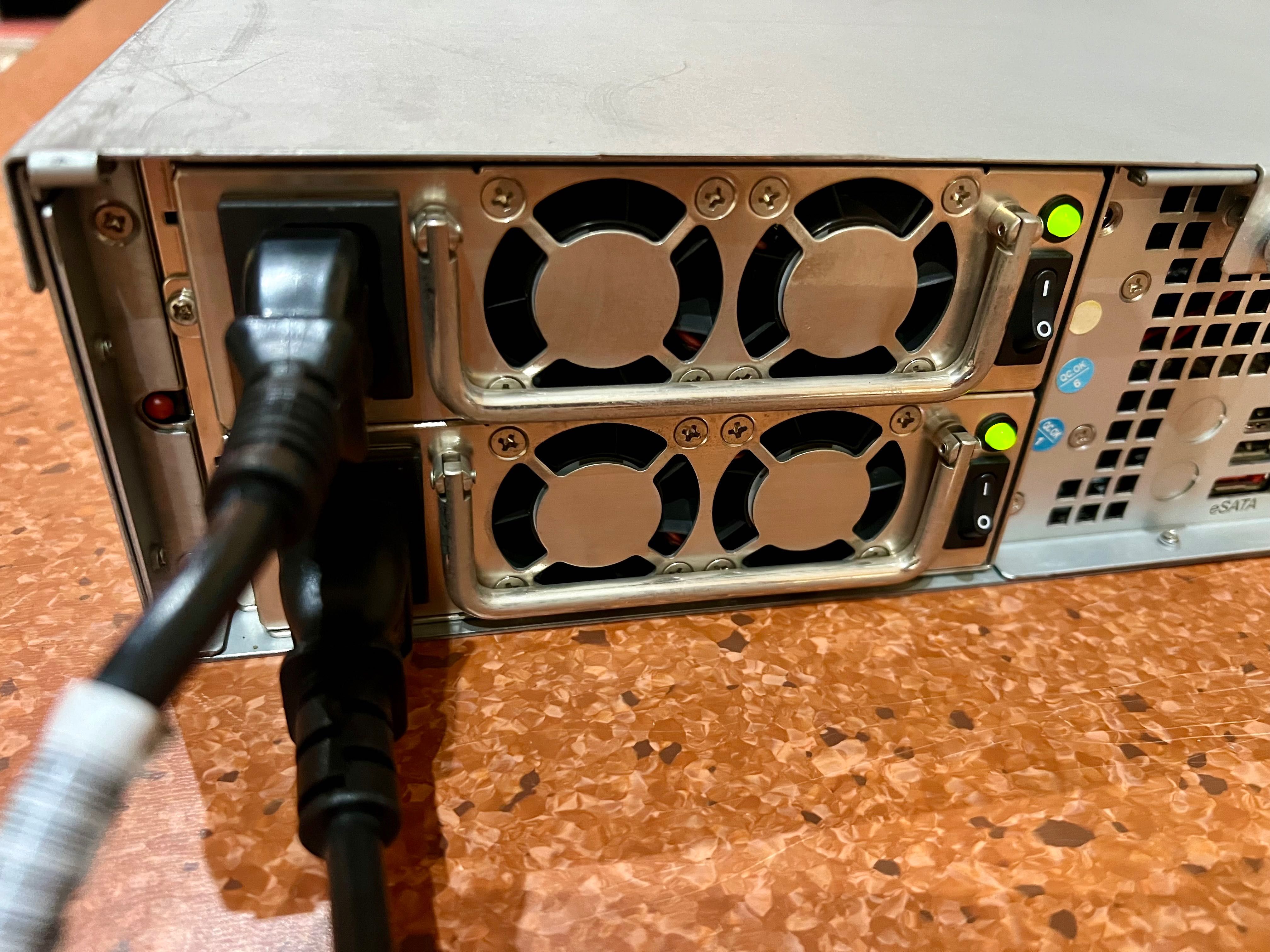 Thecus N8800 NAS Dysk sieciowy RACK 19”